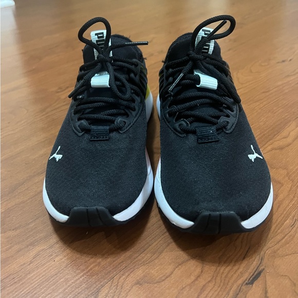 GIRLS PUMA SOFTFOAM SHOES - Picture 2 of 5